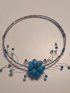 Artisan-made Turquoise Flower Choker Memory Wire Necklace - Women Jewelry